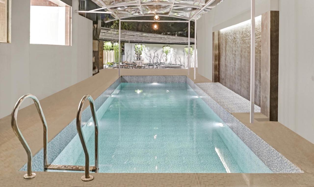 Отель Treebo Premium Widlor Boutique Мумбаи Экстерьер фото