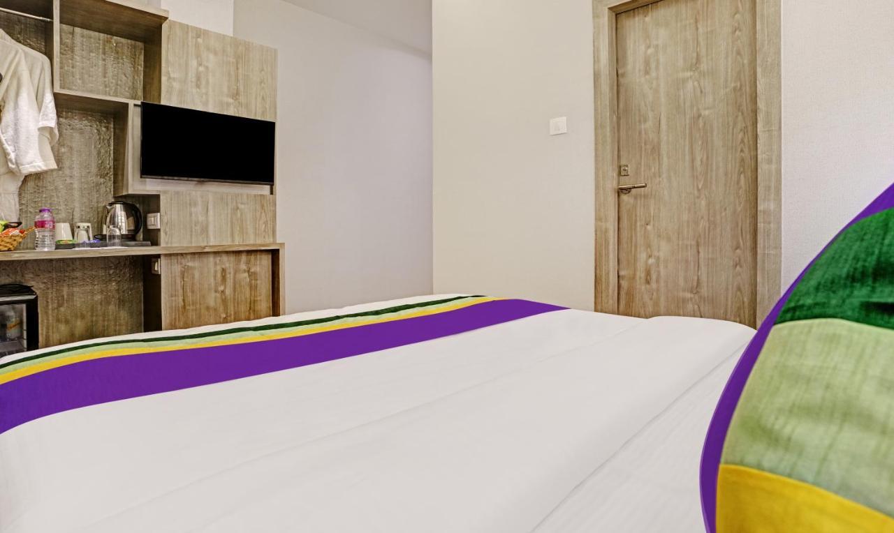 Отель Treebo Premium Widlor Boutique Мумбаи Экстерьер фото