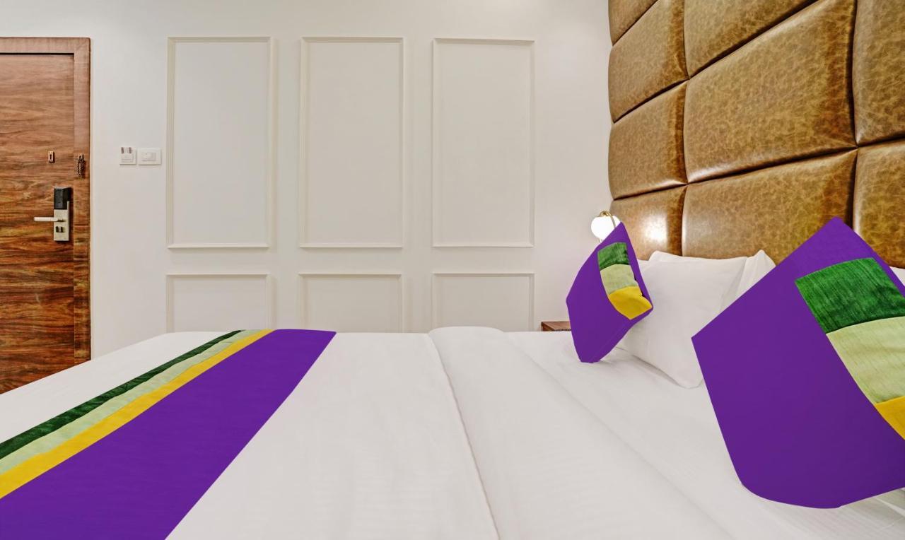 Отель Treebo Premium Widlor Boutique Мумбаи Экстерьер фото