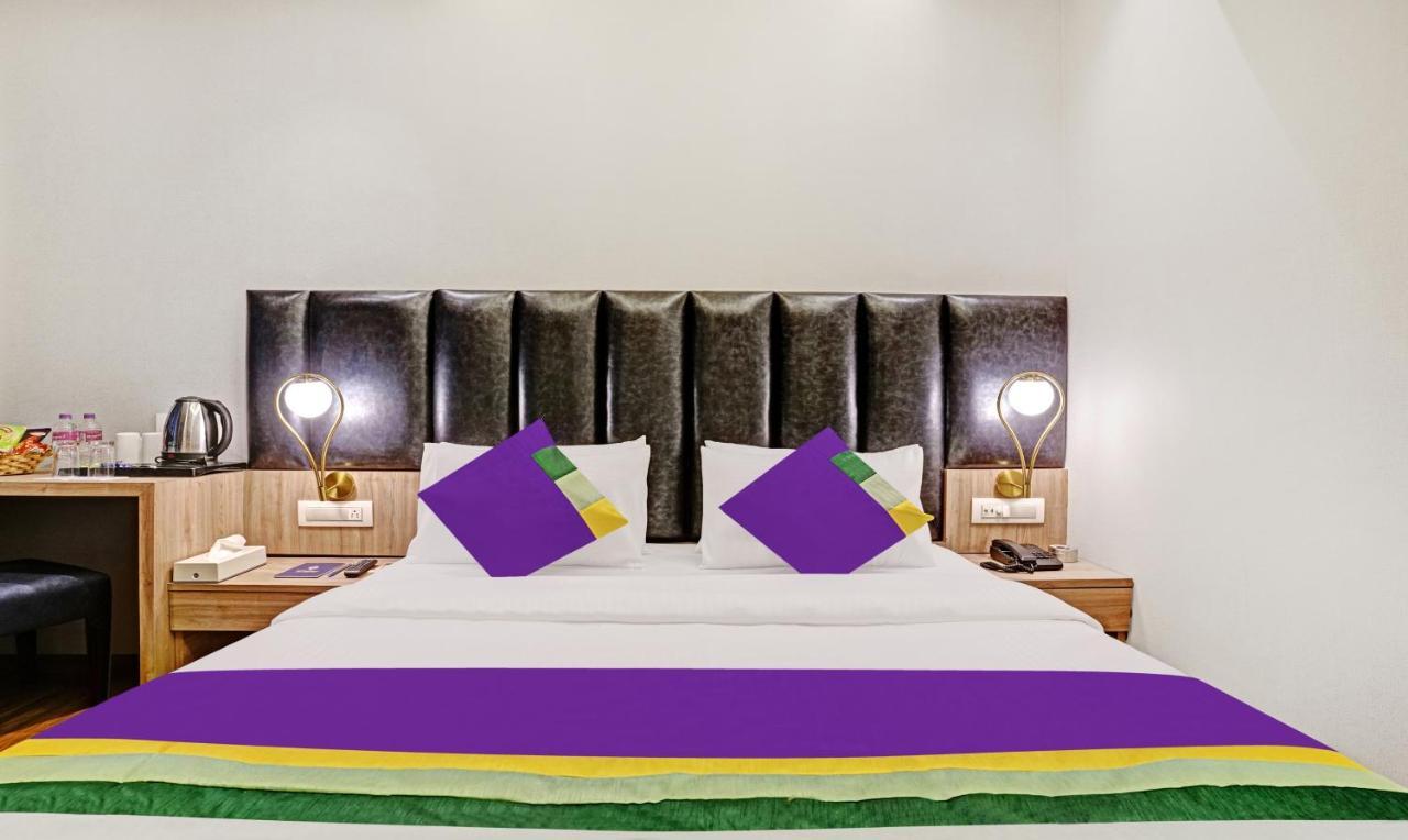 Отель Treebo Premium Widlor Boutique Мумбаи Экстерьер фото